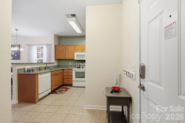 528 Appeldoorn Circle, Asheville, NC 28803