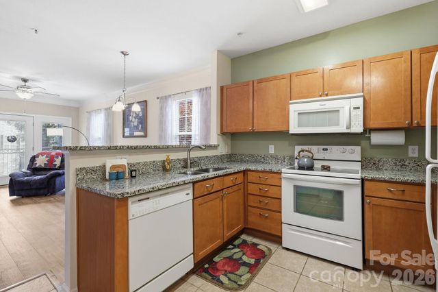 528 Appeldoorn Circle, Asheville, NC 28803
