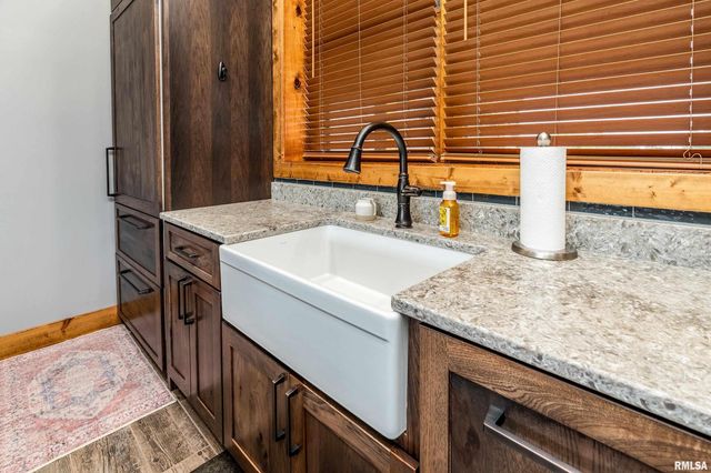 1651 Sneed Road, Carbondale, IL 62902