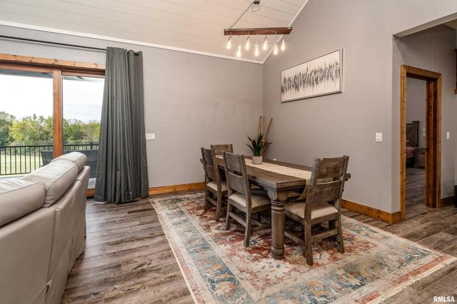 1651 Sneed Road, Carbondale, IL 62902