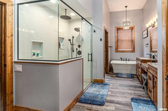 1651 Sneed Road, Carbondale, IL 62902