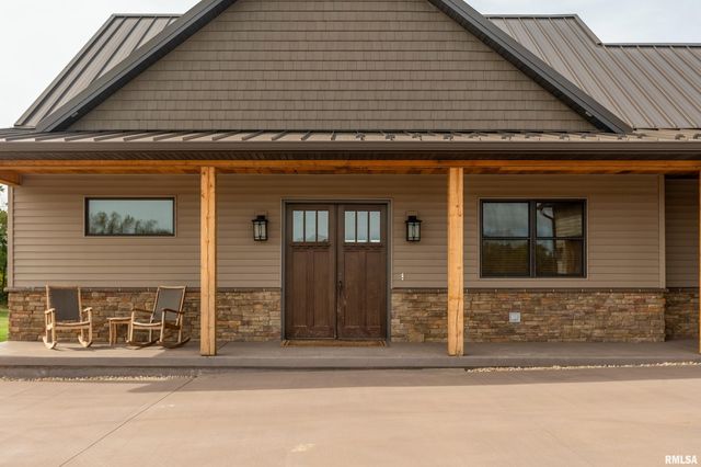 1651 Sneed Road, Carbondale, IL 62902