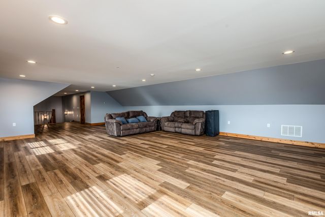 1651 Sneed Road, Carbondale, IL 62902