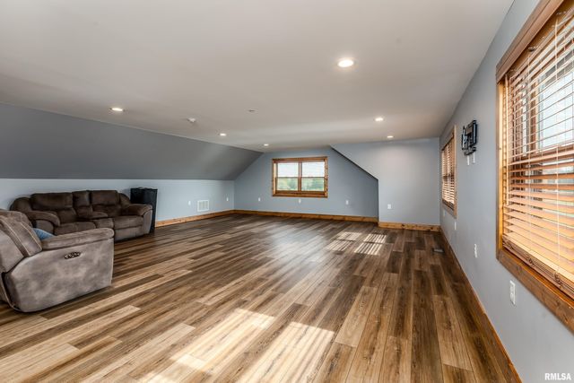 1651 Sneed Road, Carbondale, IL 62902