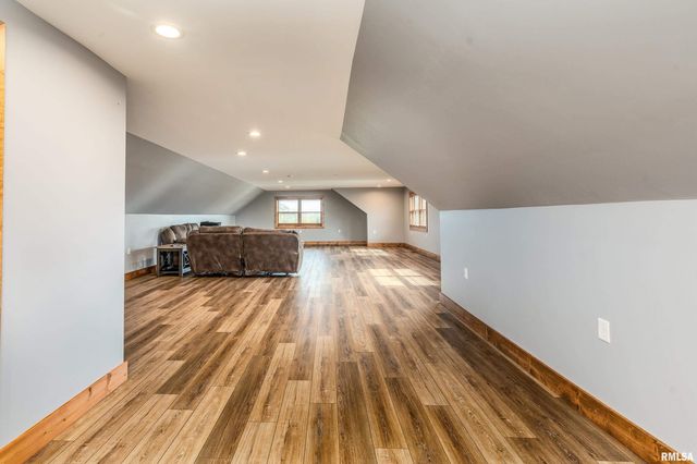 1651 Sneed Road, Carbondale, IL 62902