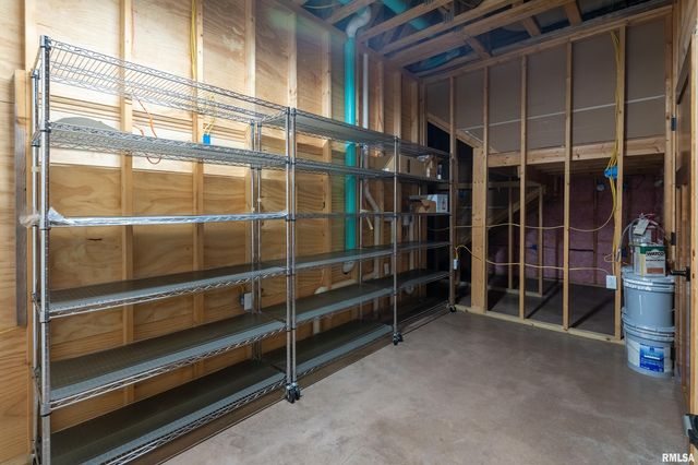 1651 Sneed Road, Carbondale, IL 62902