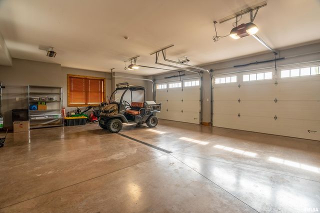 1651 Sneed Road, Carbondale, IL 62902