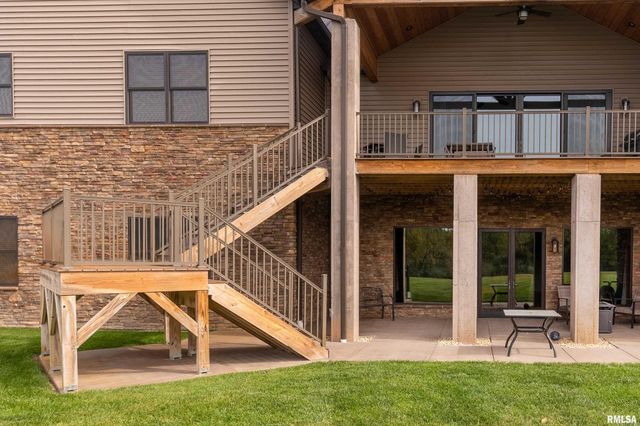 1651 Sneed Road, Carbondale, IL 62902