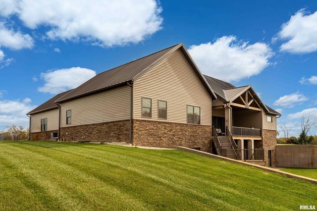 1651 Sneed Road, Carbondale, IL 62902