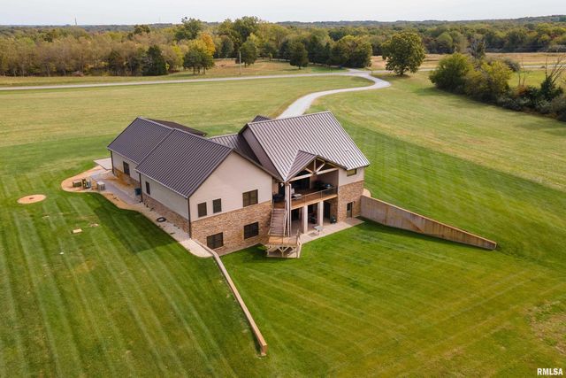 1651 Sneed Road, Carbondale, IL 62902