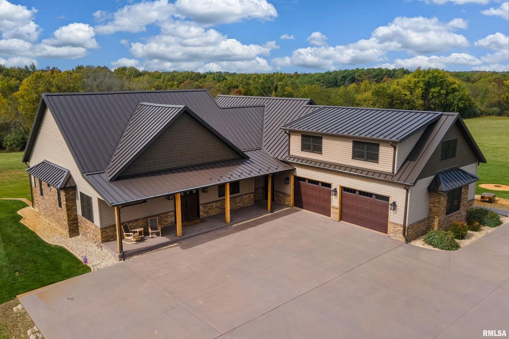 1651 Sneed Road, Carbondale, IL 62902