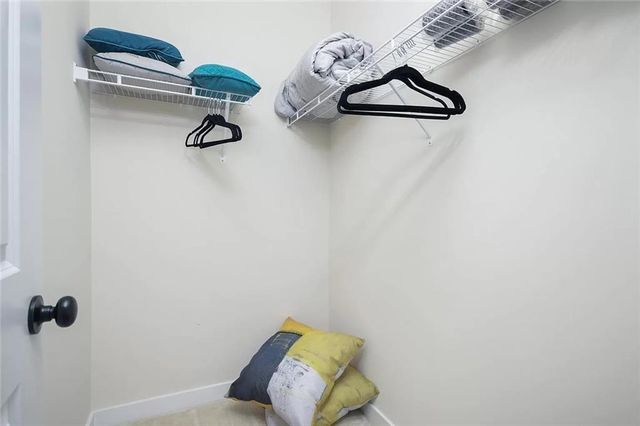 2048 Holtz Lane, Atlanta, GA 30318