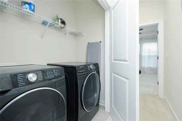 2048 Holtz Lane, Atlanta, GA 30318