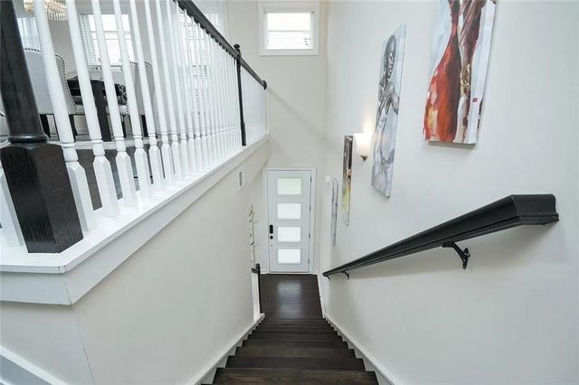 2048 Holtz Lane, Atlanta, GA 30318