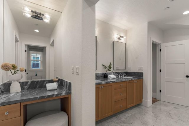203 Oak Tree Circle, Los Gatos, CA 95032
