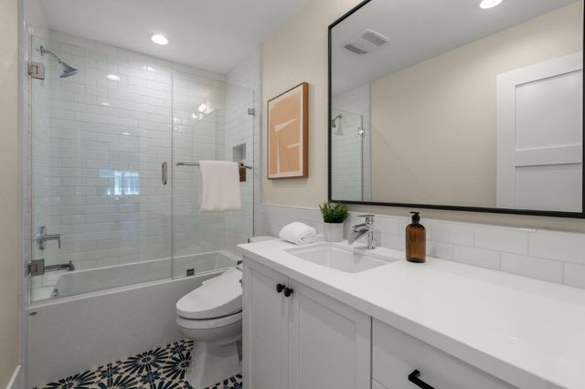 203 Oak Tree Circle, Los Gatos, CA 95032