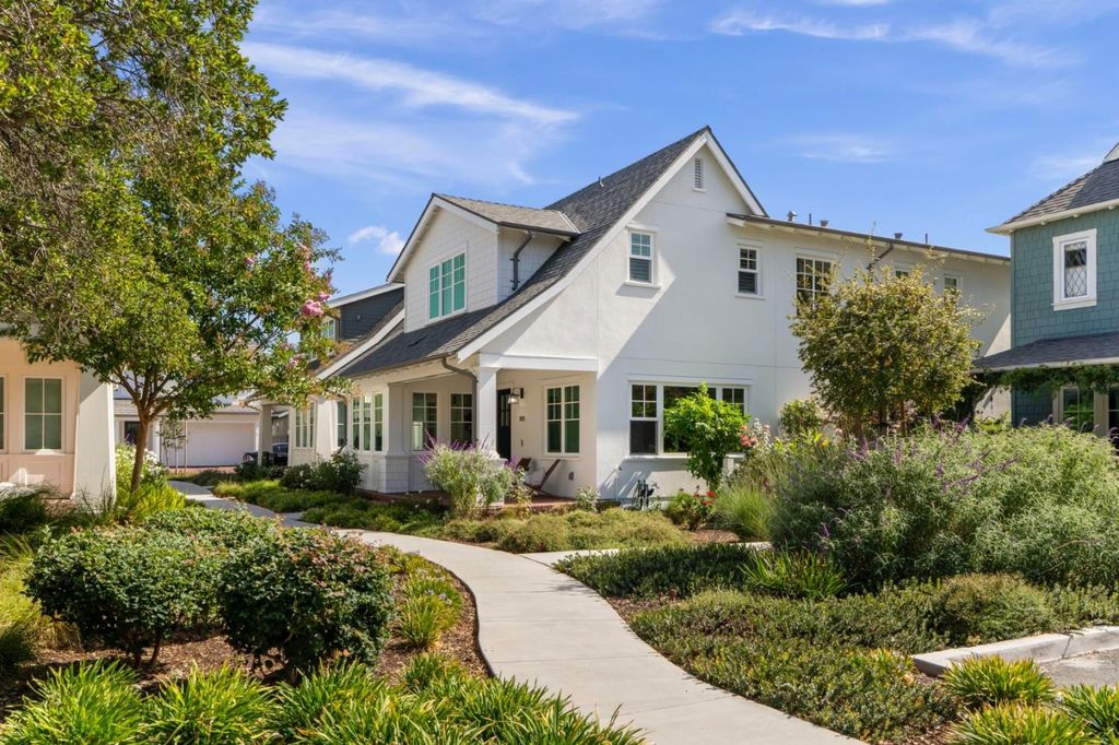 203 Oak Tree Circle, Los Gatos, CA 95032