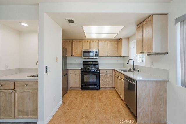 1726 W 147th St A, Gardena, CA 90247