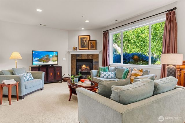 1869 Miller Drive, Dupont, WA 98327