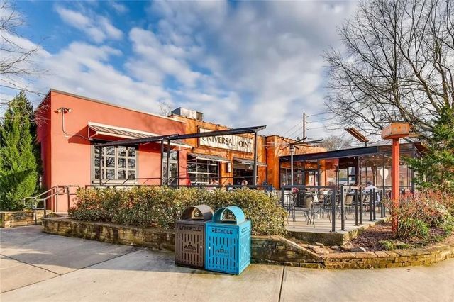 448 E Lake Drive, Decatur, GA 30030