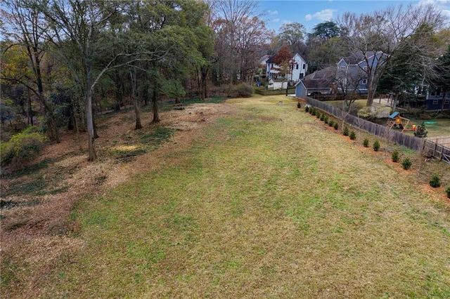 448 E Lake Drive, Decatur, GA 30030