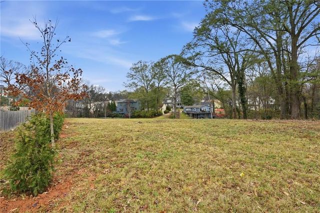 448 E Lake Drive, Decatur, GA 30030