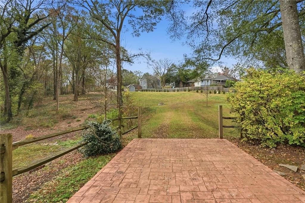 448 E Lake Drive, Decatur, GA 30030