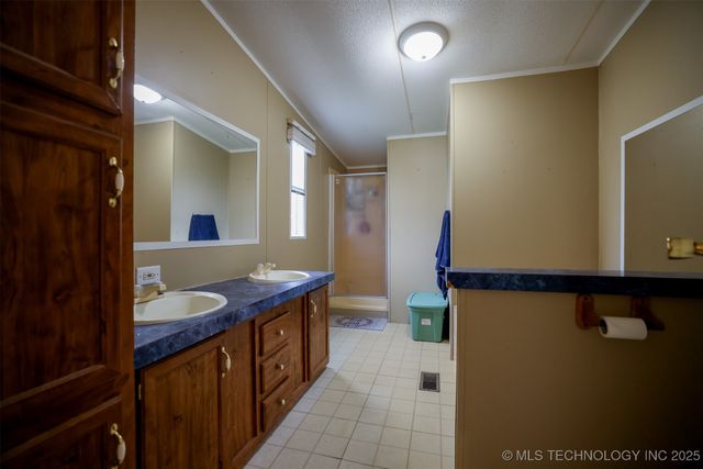 38087 W 28th Place, Mannford, OK 74044