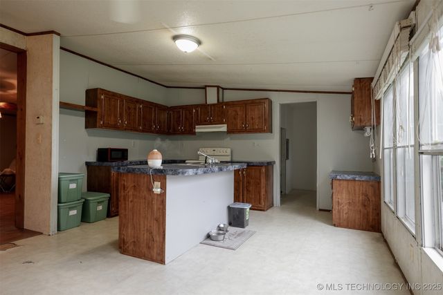 38087 W 28th Place, Mannford, OK 74044