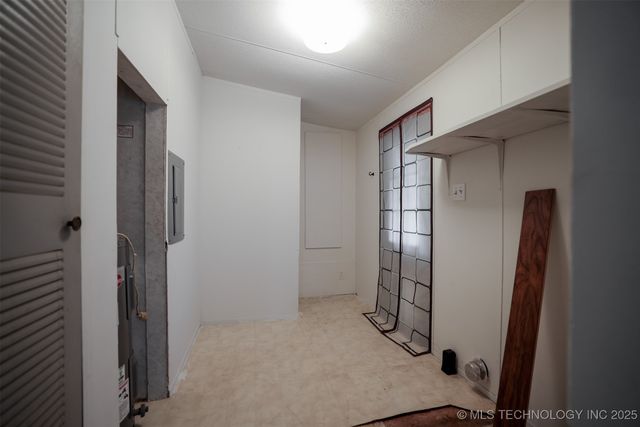 38087 W 28th Place, Mannford, OK 74044