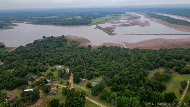 38087 W 28th Place, Mannford, OK 74044