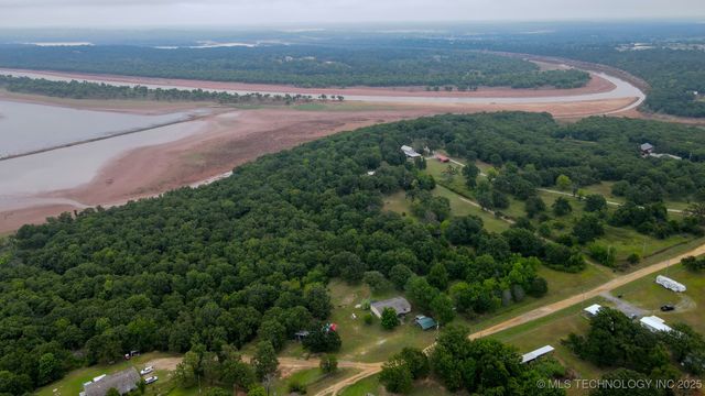 38087 W 28th Place, Mannford, OK 74044