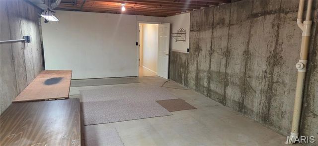 6116 Cave Walk Lane, Imperial, MO 63052