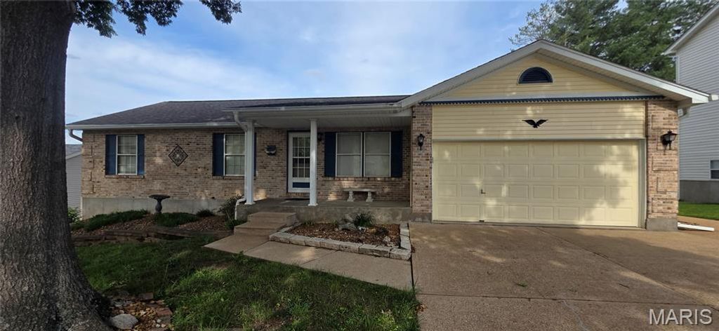 6116 Cave Walk Lane, Imperial, MO 63052