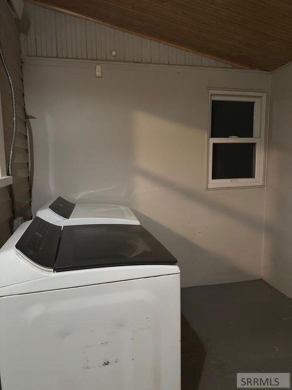 Image 15 of property listing at 245 6th Street, Idaho Falls, ID 83401