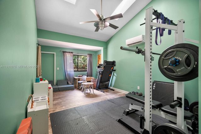 10370 SE Jupiter Narrows Dr, Hobe Sound, FL 33455