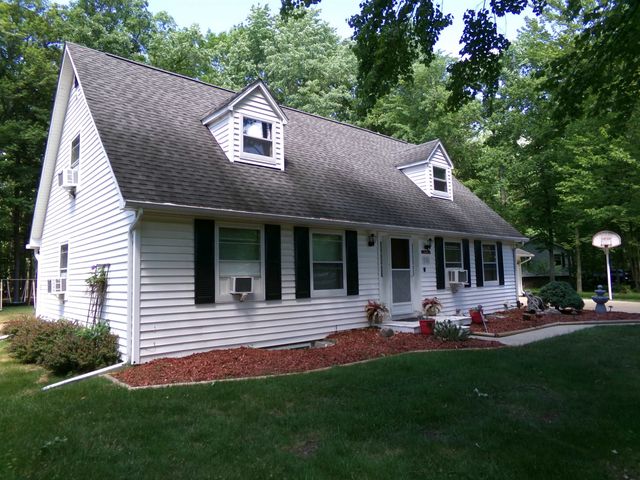 2341 E Cherrywood Drive, Midland Twp, MI 48640