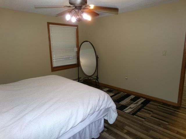 2341 E Cherrywood Drive, Midland Twp, MI 48640