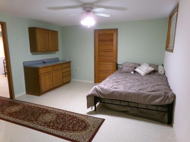 2341 E Cherrywood Drive, Midland Twp, MI 48640