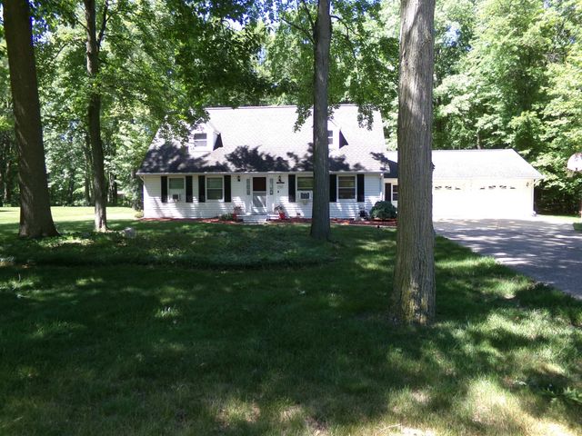 2341 E Cherrywood Drive, Midland Twp, MI 48640