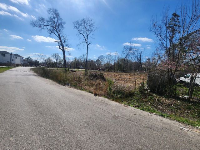 10105 Haddick Street, Houston, TX 77078