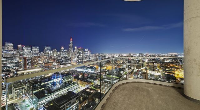 1114 W Carroll Avenue 3203, Chicago, IL 60607