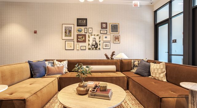 1114 W Carroll Avenue 3203, Chicago, IL 60607