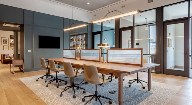 1114 W Carroll Avenue 3203, Chicago, IL 60607