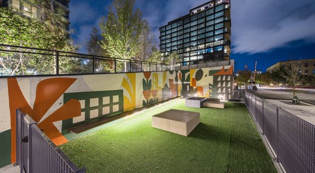 1114 W Carroll Avenue 3203, Chicago, IL 60607