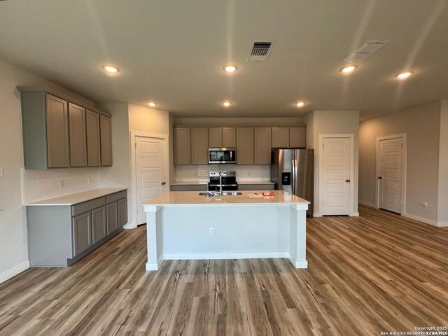 5935 W Hausman Rd Unit 66, San Antonio, TX 78249