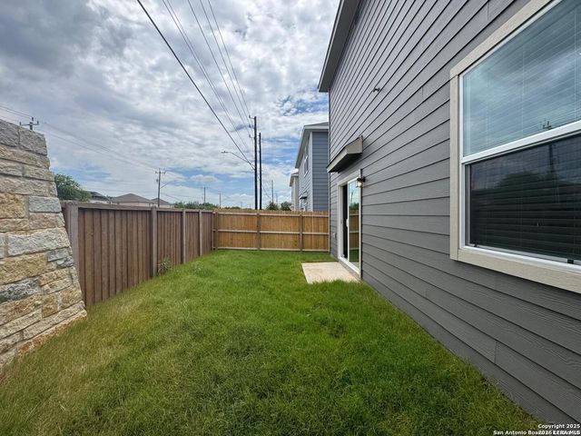 5935 W Hausman Rd Unit 66, San Antonio, TX 78249