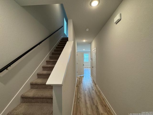 5935 W Hausman Rd Unit 66, San Antonio, TX 78249