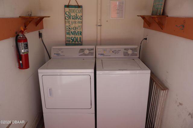 835 E 24th Ave Apt 111, New Smyrna Beach, FL 32169