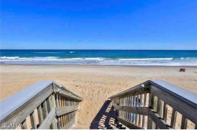 835 E 24th Ave Apt 111, New Smyrna Beach, FL 32169
